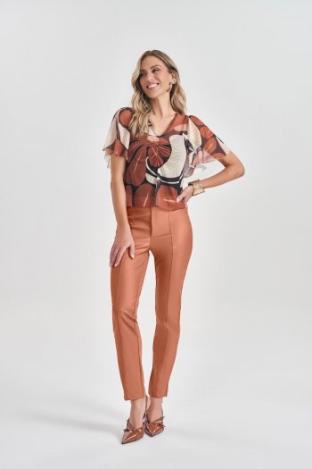 Blusa Tule Drapeada Cropped