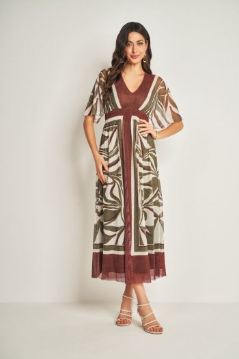 Vestido Longo em Tule Geométrico